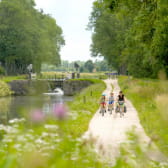 A vélo le long du Canal de Bourgogne