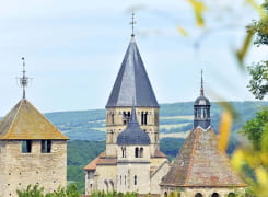 Clochers de l'abbaye de Cluny