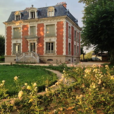 Chambres d'Hôtes  ' Château de la Chaix '