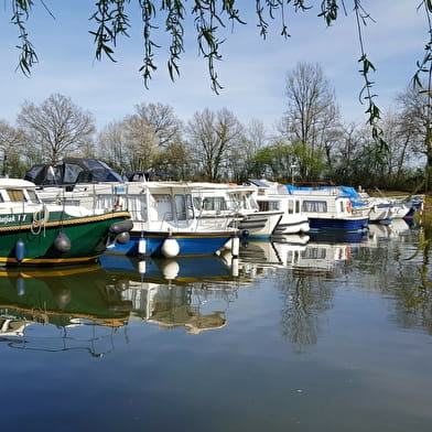 Saône Plaisance - Location de bateaux habitables