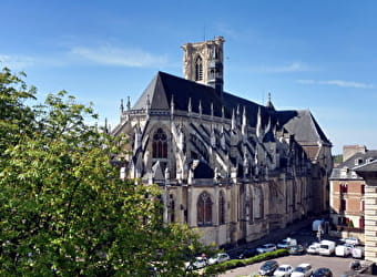 Cathédrale Saint-Cyr Sainte-Julitte - NEVERS