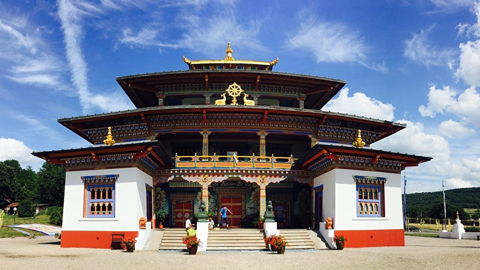 Palden Shangpa - Temple Bouddhiste de La Boulaye
