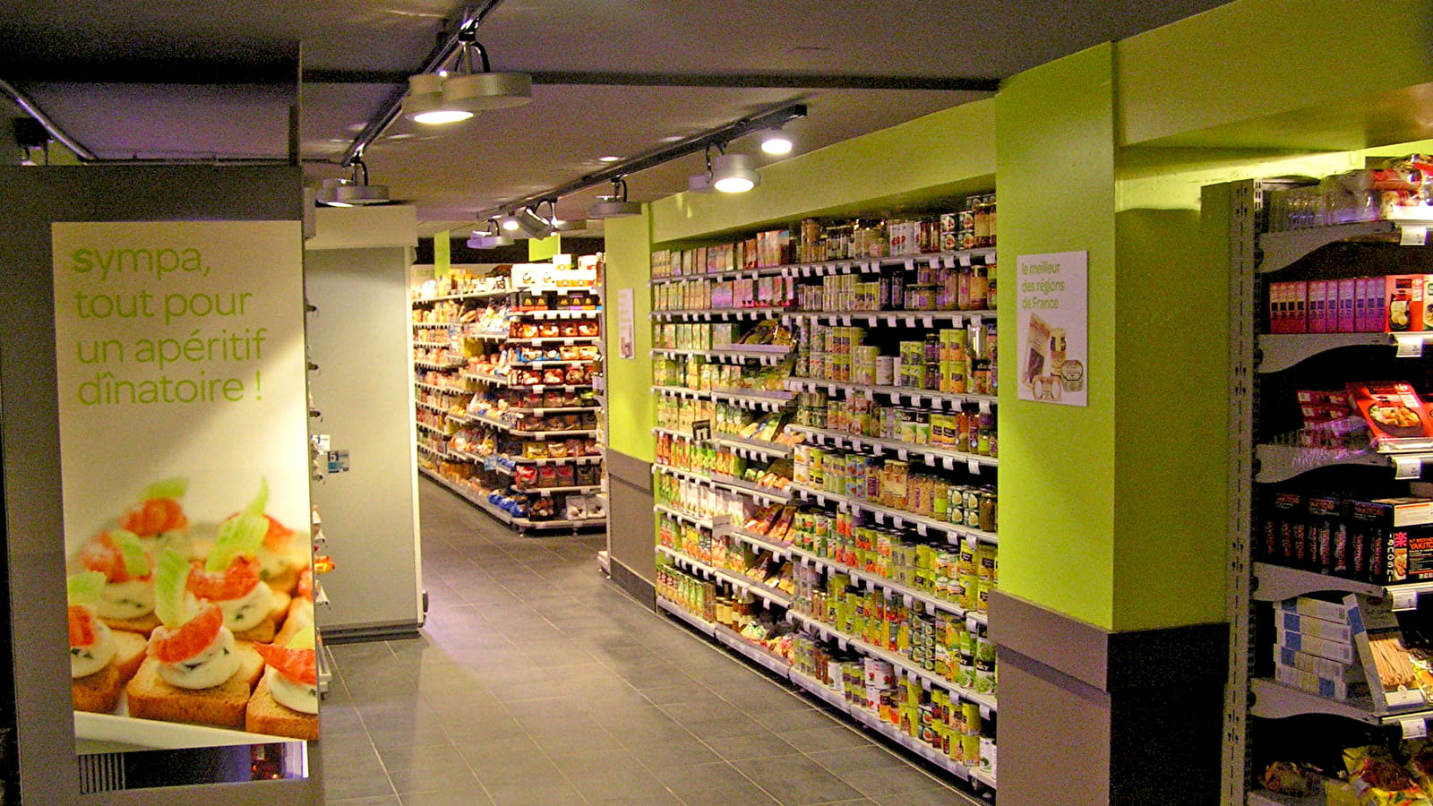 Supermarché / hypermarché Carrefour city