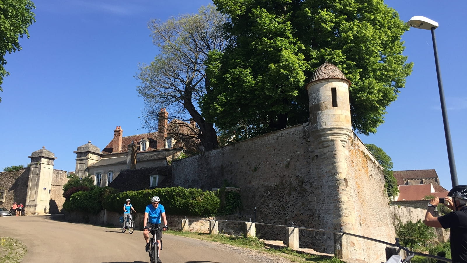 Escapade Guidée à vélo - Avallon - Noyers - Chablis