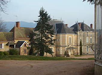 Camping du Château de Montrouant - GIBLES