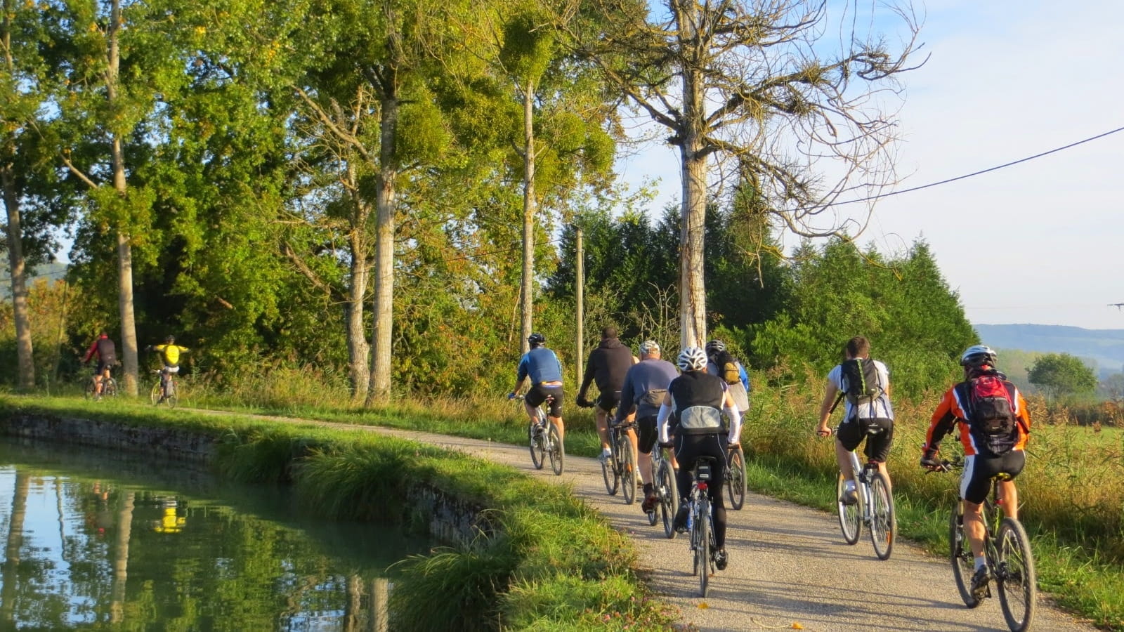 Splendeurs du Canal de Bourgogne à vélo