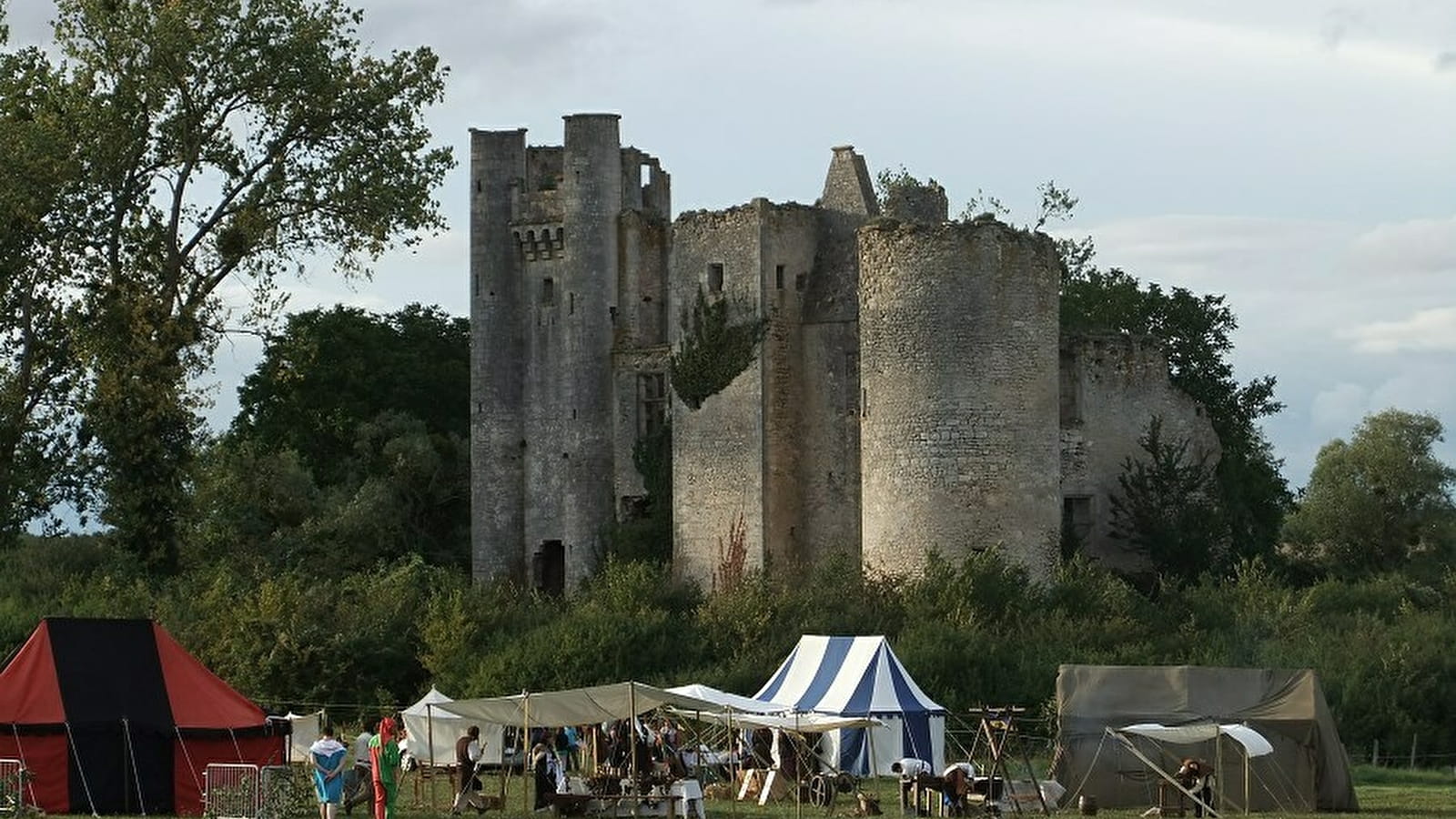 Château de Passy-les-Tours