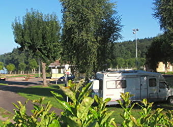 Aire de service au camping Les Bruyères - LA CLAYETTE