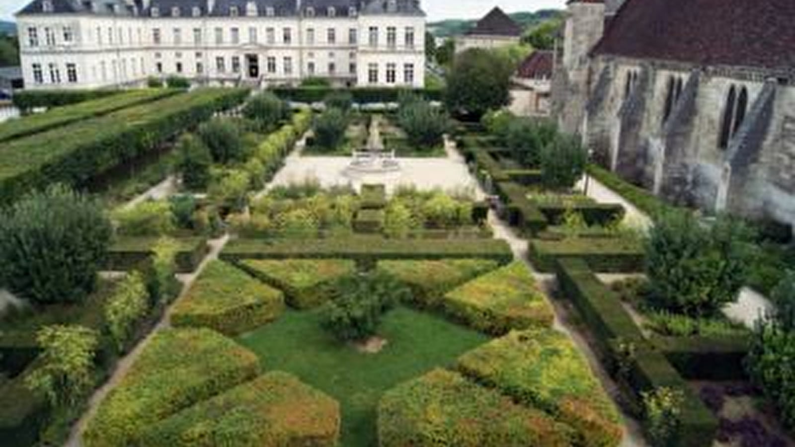 Les Jardins de l'Hôtel-Dieu Notre Dame des Fontenilles